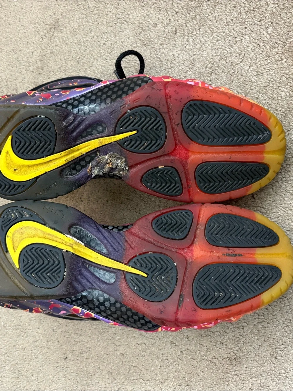 Nike Air Foamposite Pro PRM Asteroid Area 72 Men’s 9.5 Sneakers READ DESCRIPTION